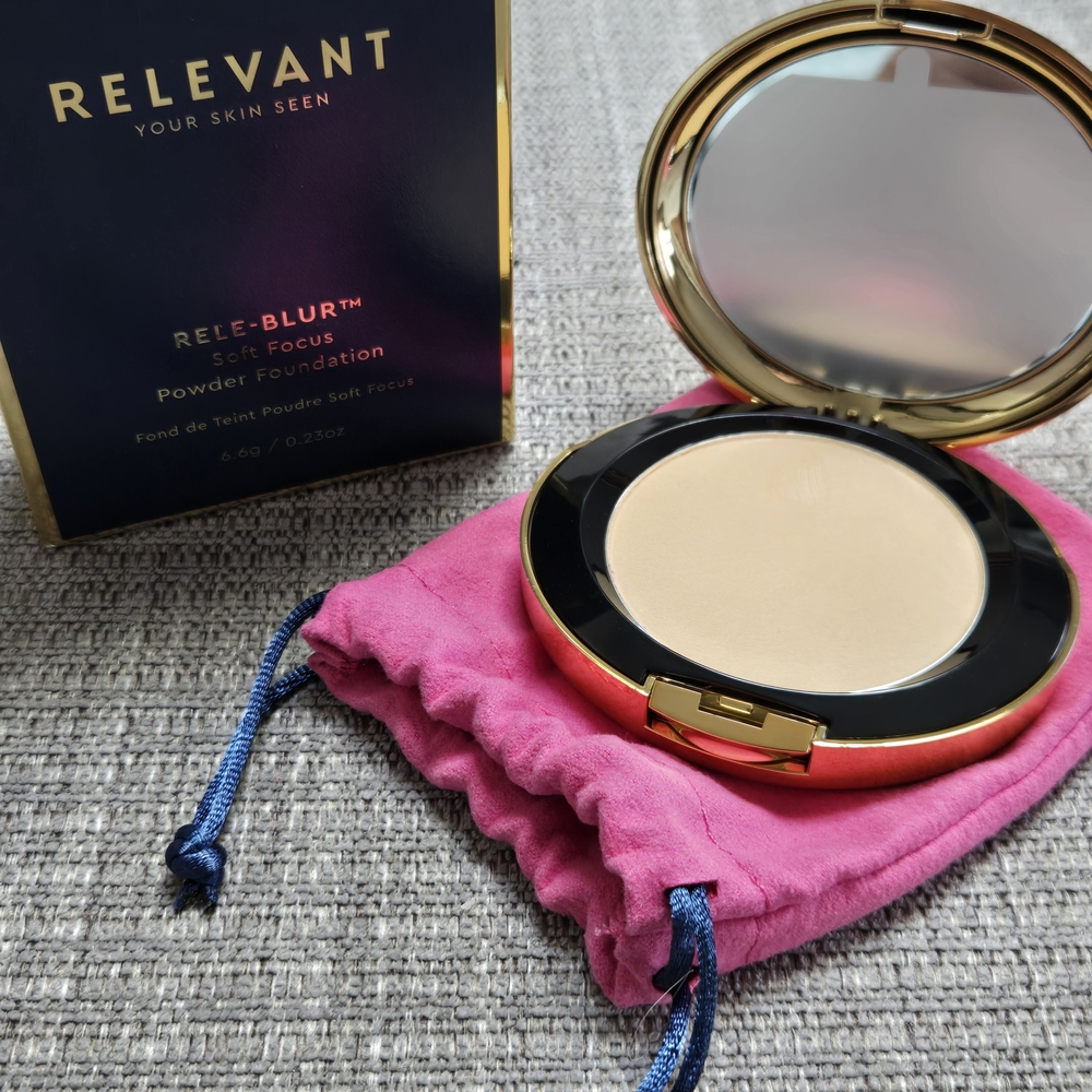 Relevant Rele-Blur Soft Focus Powder Foundation Grace 30 New In Box